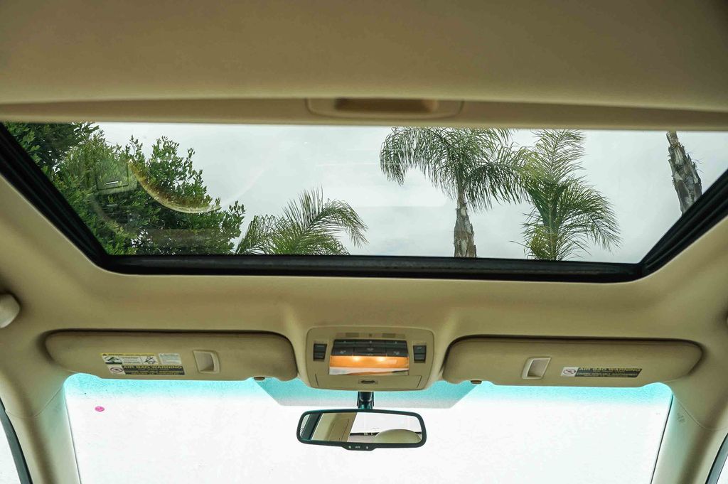 Thumbnail: 2010 Lexus RX - 25