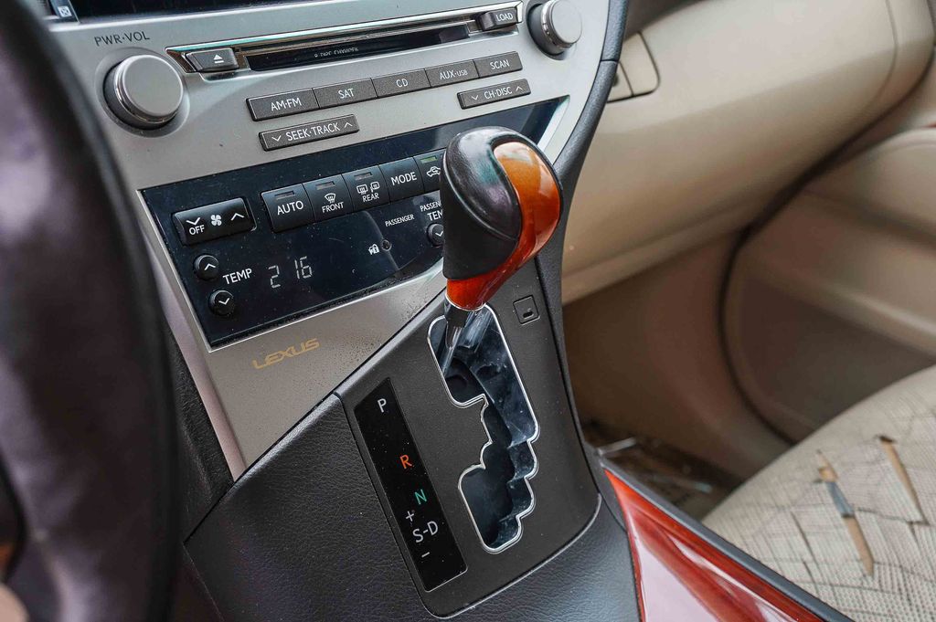 Thumbnail: 2010 Lexus RX - 13