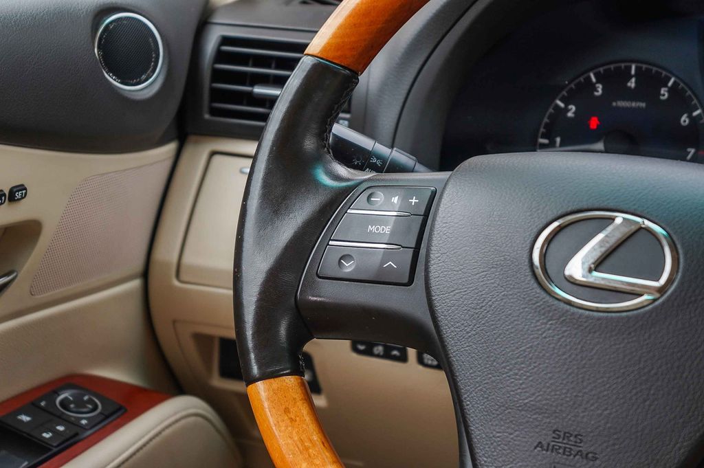 Thumbnail: 2010 Lexus RX - 23