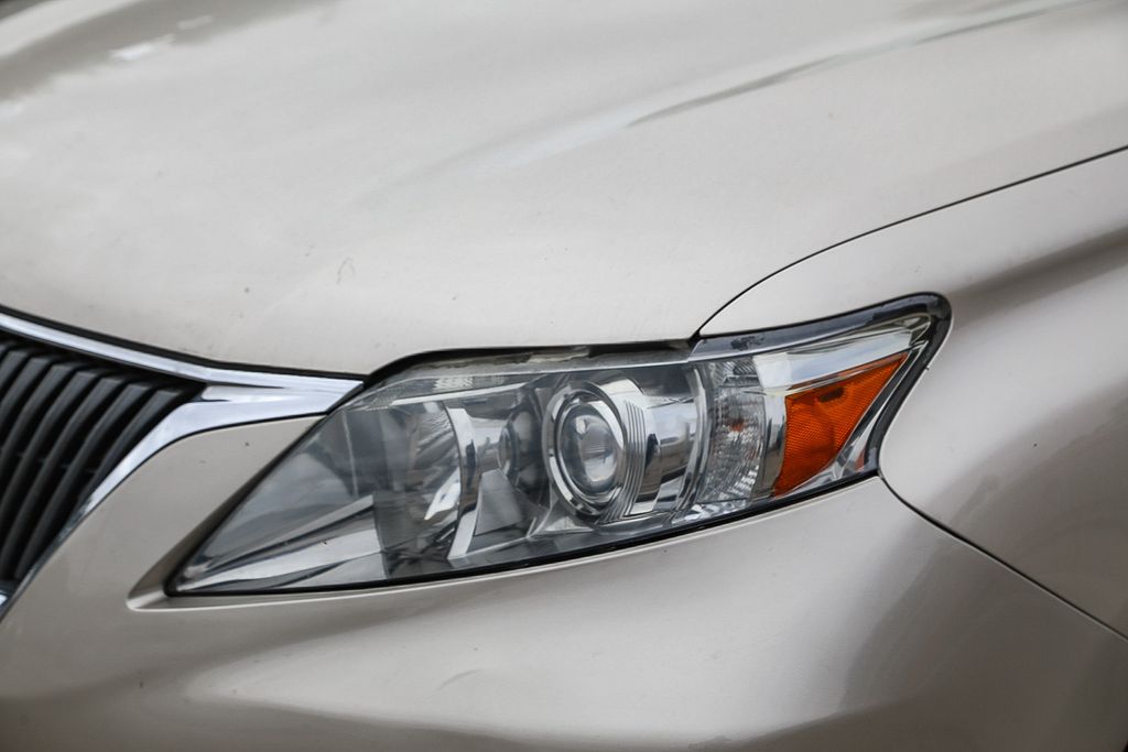 Thumbnail: 2011 Lexus RX - 9