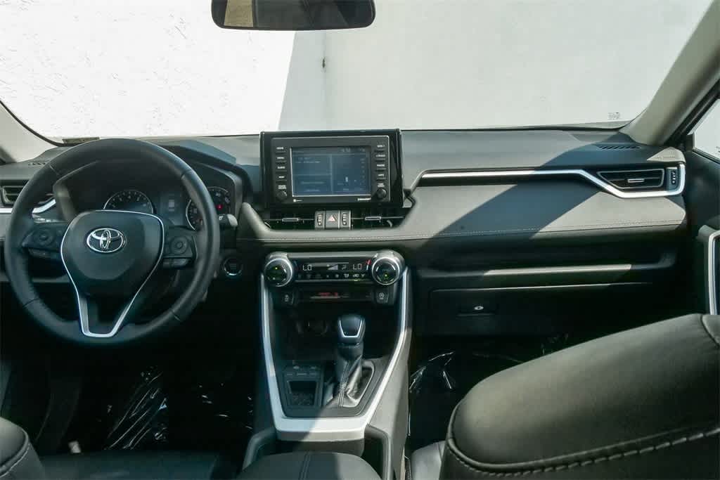 Thumbnail: 2022 Toyota RAV4 - 2