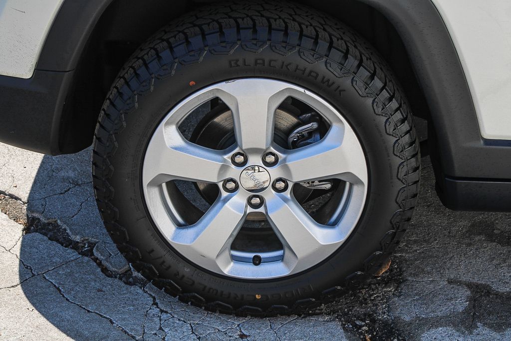 Thumbnail: 2019 Jeep Compass - 5