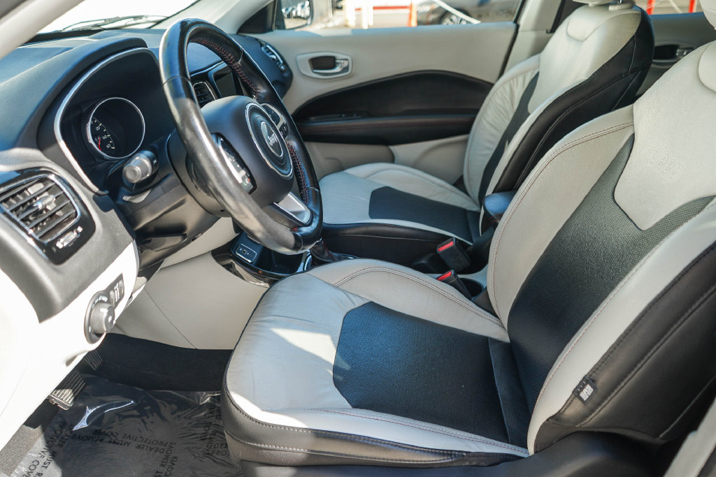 Thumbnail: 2021 Jeep Compass - 11