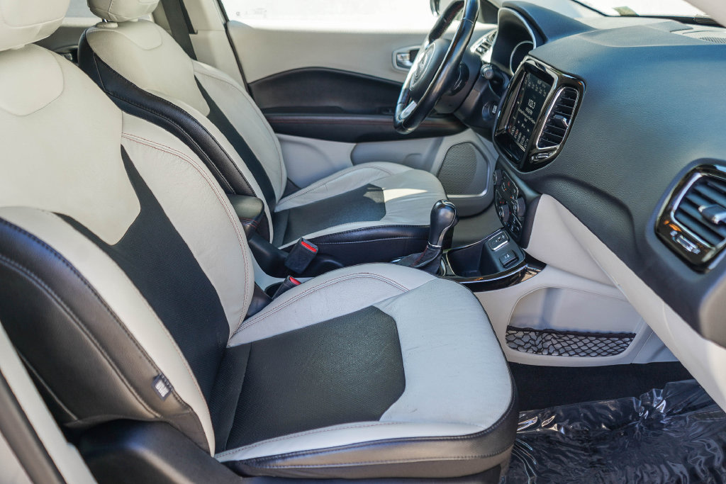 Thumbnail: 2021 Jeep Compass - 10
