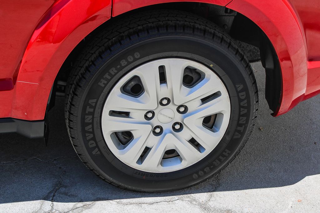 Thumbnail: 2019 Dodge Journey - 17