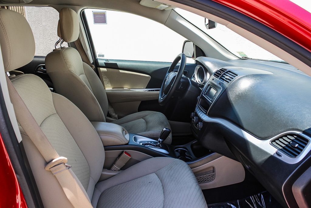 Thumbnail: 2019 Dodge Journey - 9
