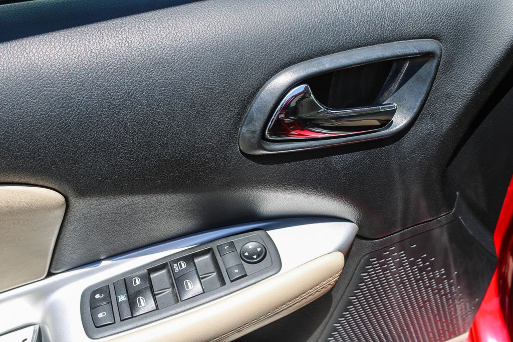 Thumbnail: 2019 Dodge Journey - 21