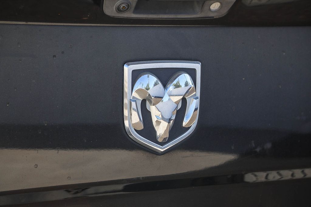 Thumbnail: 2017 RAM 1500 - 5