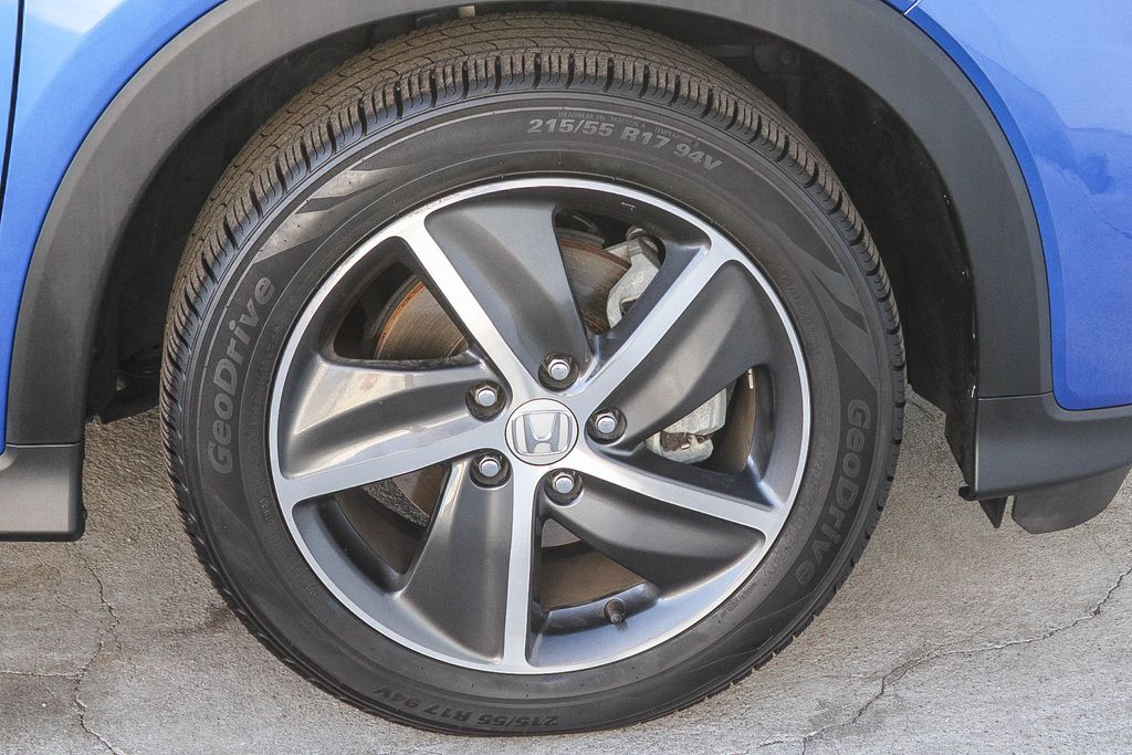 Thumbnail: 2021 Honda HR-V - 20
