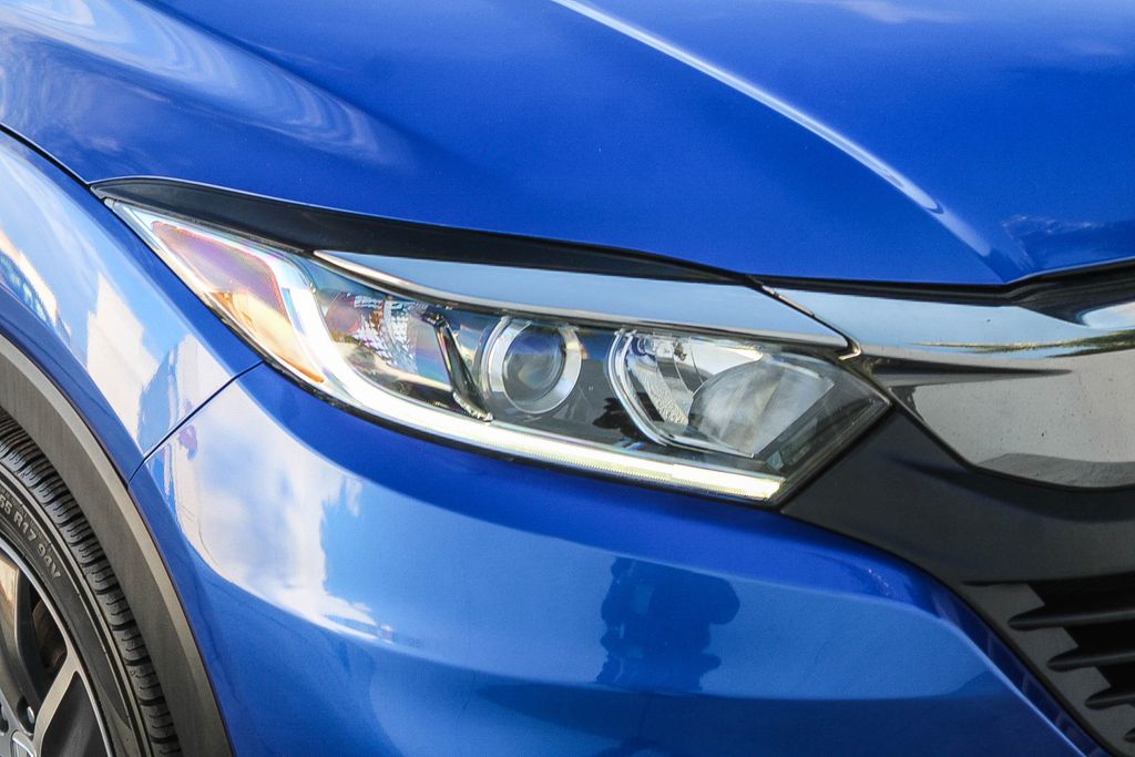 Thumbnail: 2021 Honda HR-V - 21