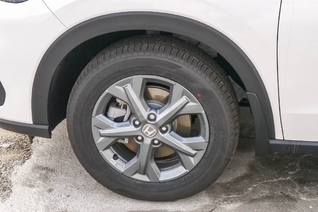 Thumbnail: 2027 Honda HR-V - 6