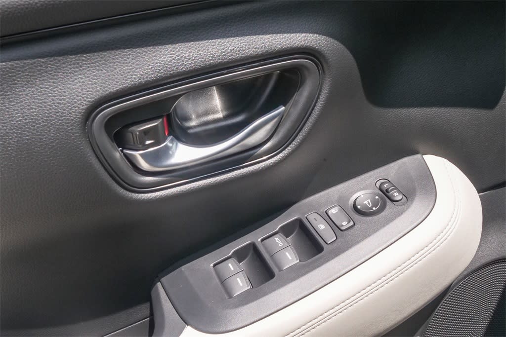 Thumbnail: 2026 Honda HR-V - 21