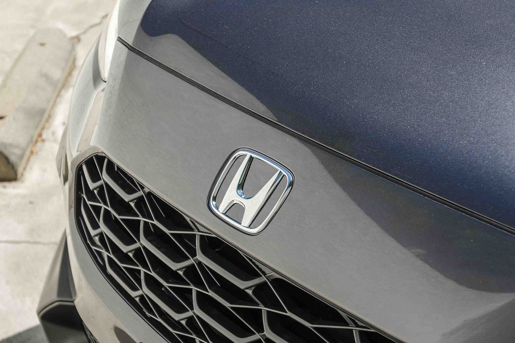 Thumbnail: 2027 Honda HR-V - 6