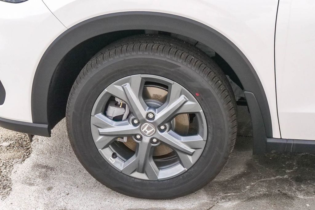 Thumbnail: 2027 Honda HR-V - 6