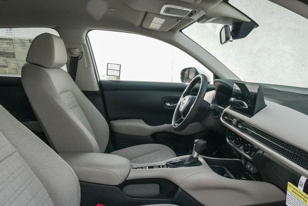 Thumbnail: 2027 Honda HR-V - 9