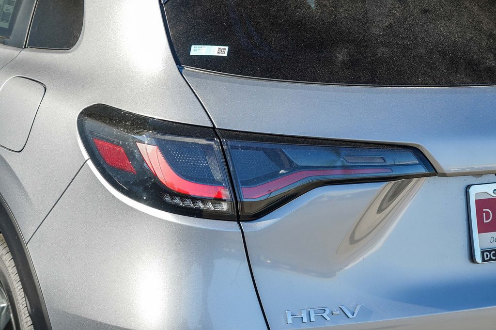 Thumbnail: 2027 Honda HR-V - 19