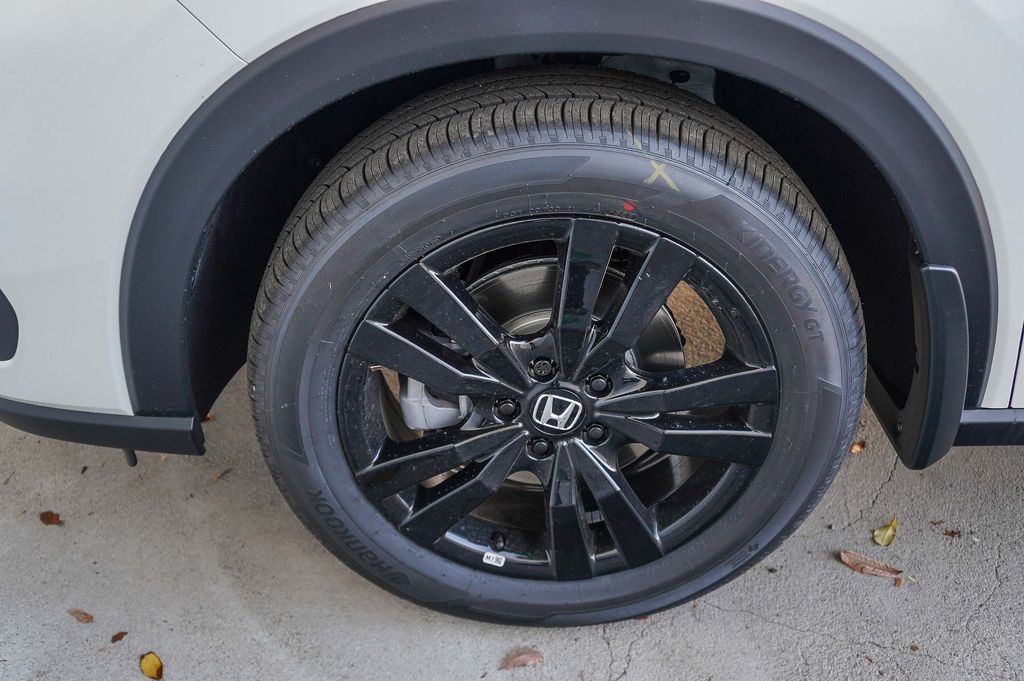 Thumbnail: 2027 Honda HR-V - 6