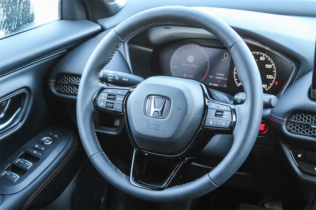 2025 Honda HR-V Sport 8