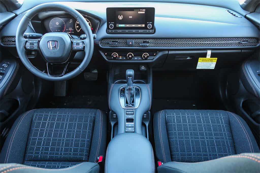 2025 Honda HR-V Sport 2