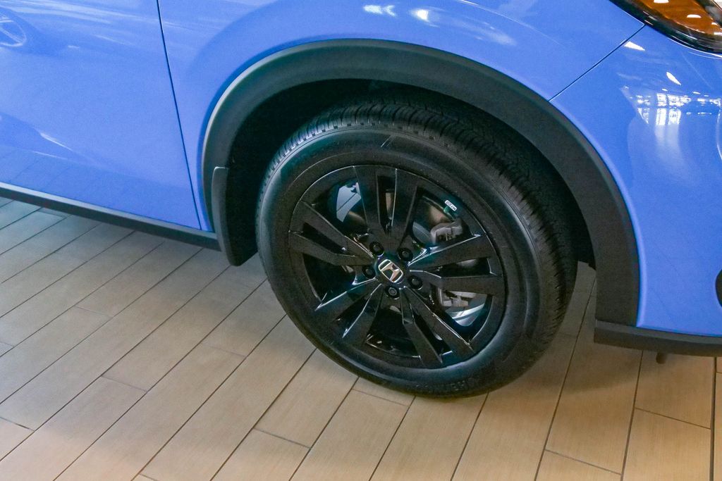 Thumbnail: 2027 Honda HR-V - 6