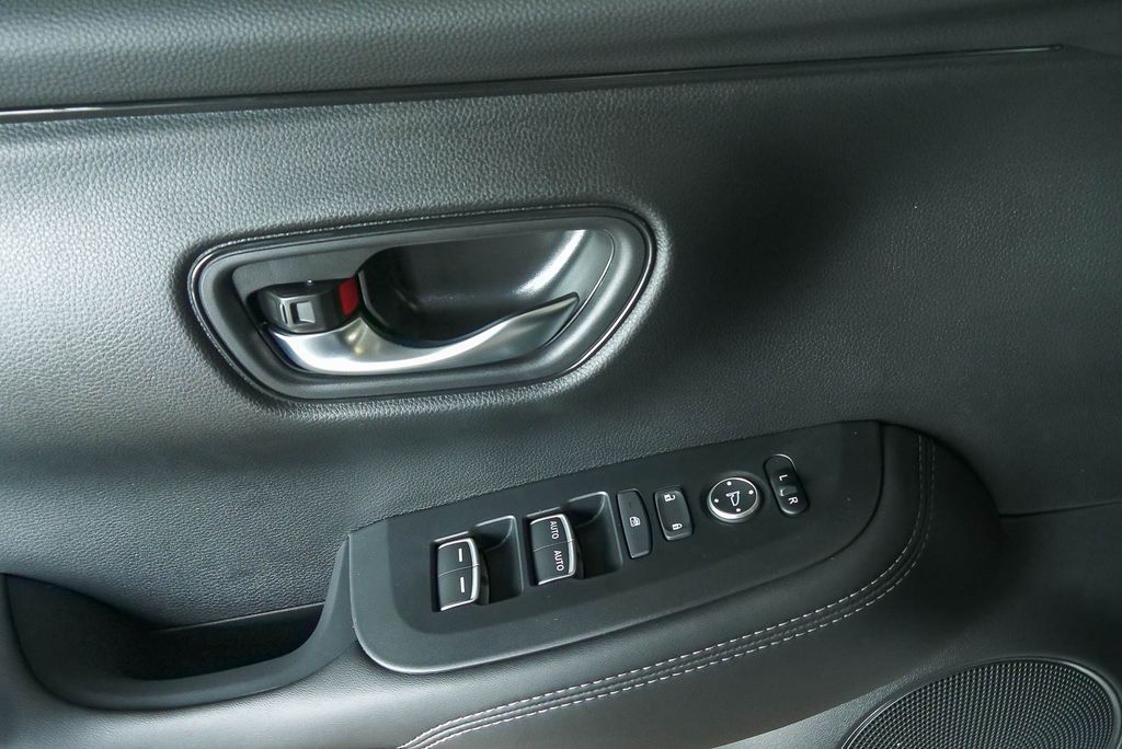 Thumbnail: 2027 Honda HR-V - 13