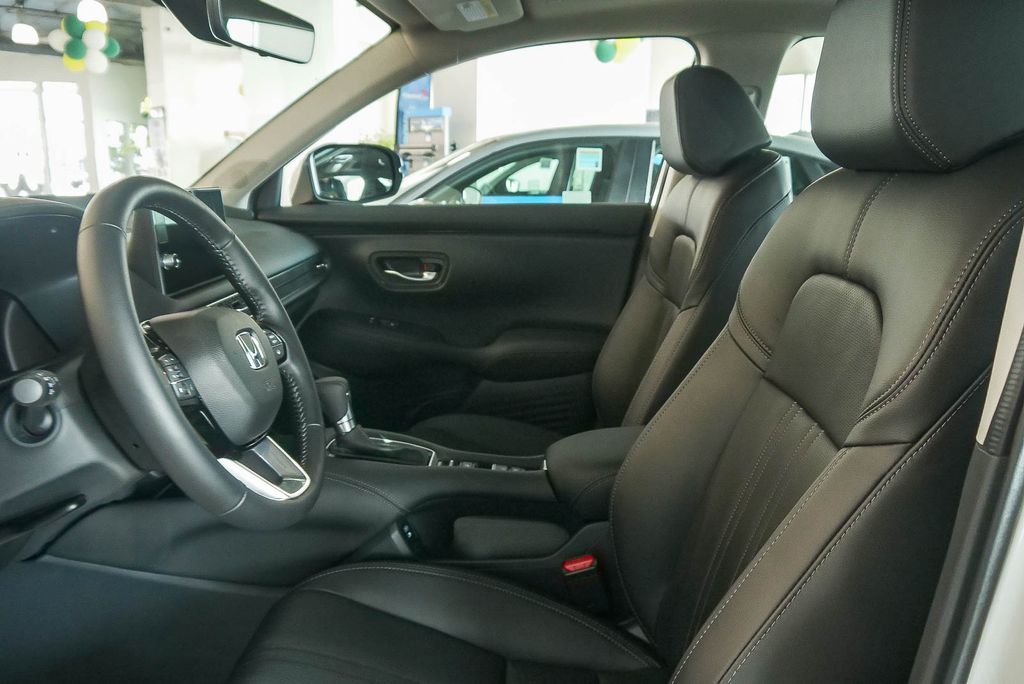 Thumbnail: 2027 Honda HR-V - 7