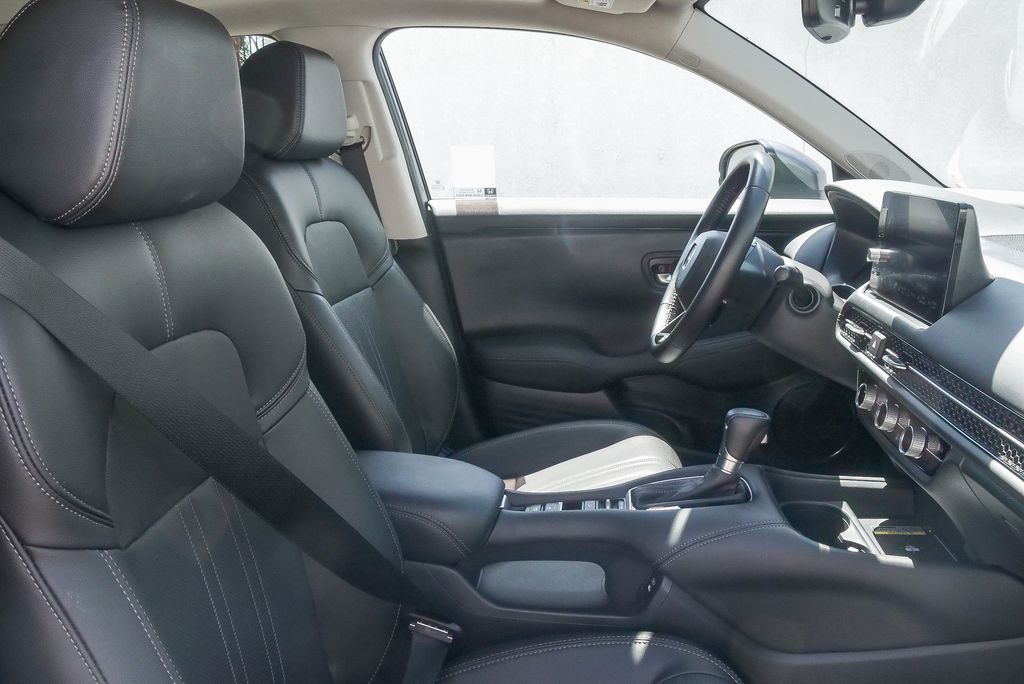 Thumbnail: 2025 Honda HR-V - 9
