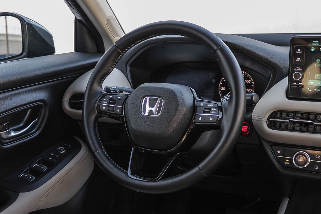 Thumbnail: 2025 Honda HR-V - 12