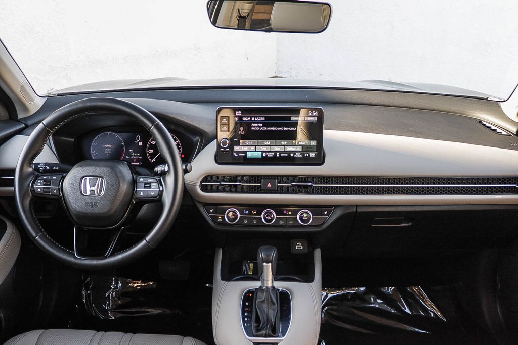 Thumbnail: 2025 Honda HR-V - 2