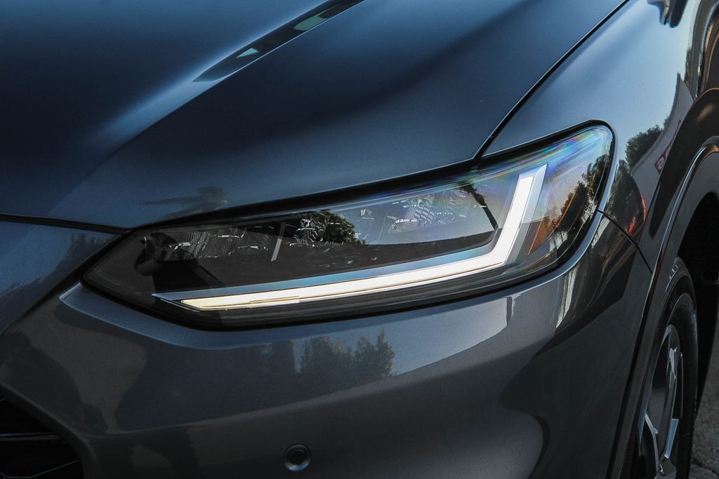 Thumbnail: 2025 Honda HR-V - 23