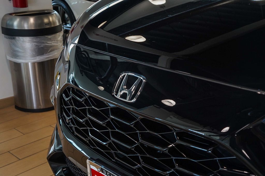 Thumbnail: 2027 Honda HR-V - 6