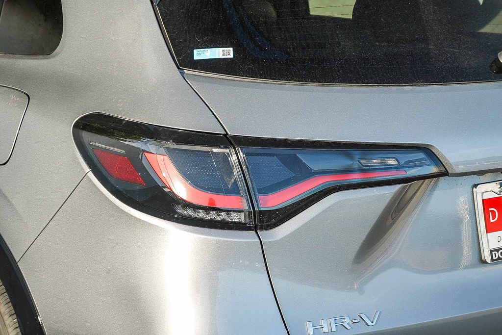 Thumbnail: 2027 Honda HR-V - 17