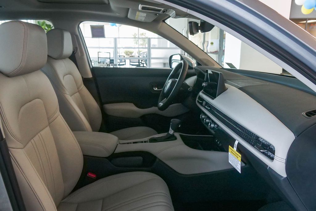Thumbnail: 2027 Honda HR-V - 7