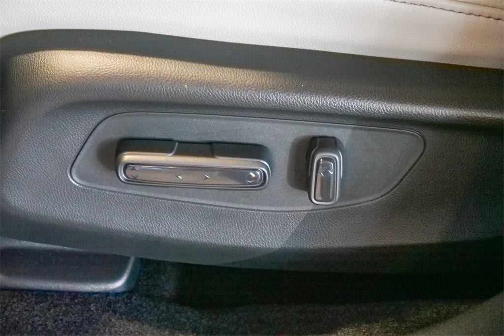 Thumbnail: 2026 Honda HR-V - 21