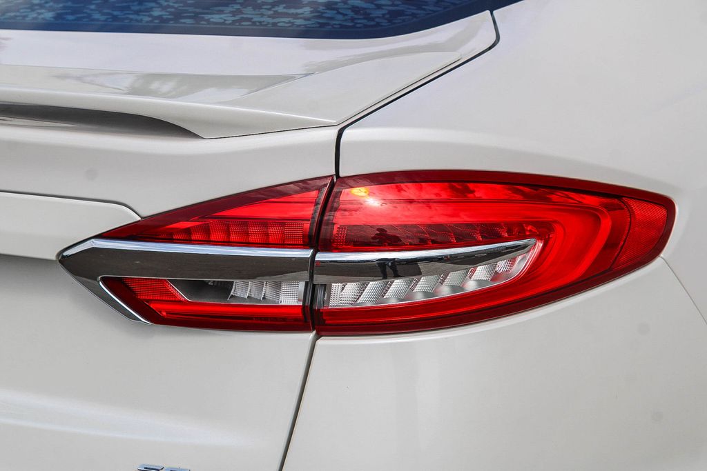 Thumbnail: 2020 Ford Fusion - 19