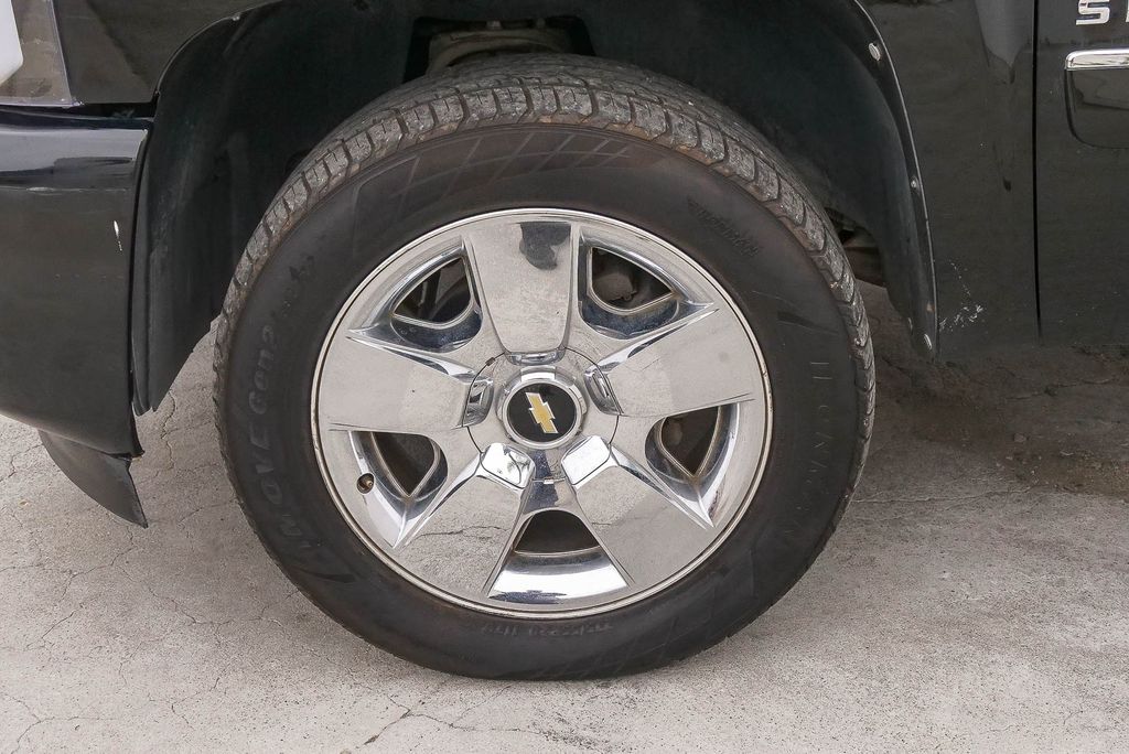 Thumbnail: 2011 Chevrolet Silverado 1500 - 5