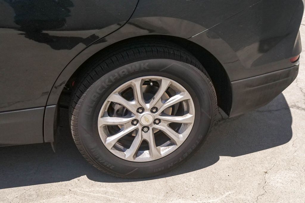 Thumbnail: 2021 Chevrolet Equinox - 10