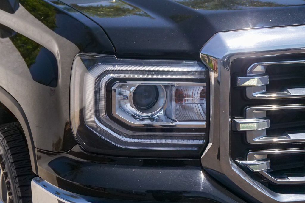 Thumbnail: 2018 GMC Sierra 1500 - 9