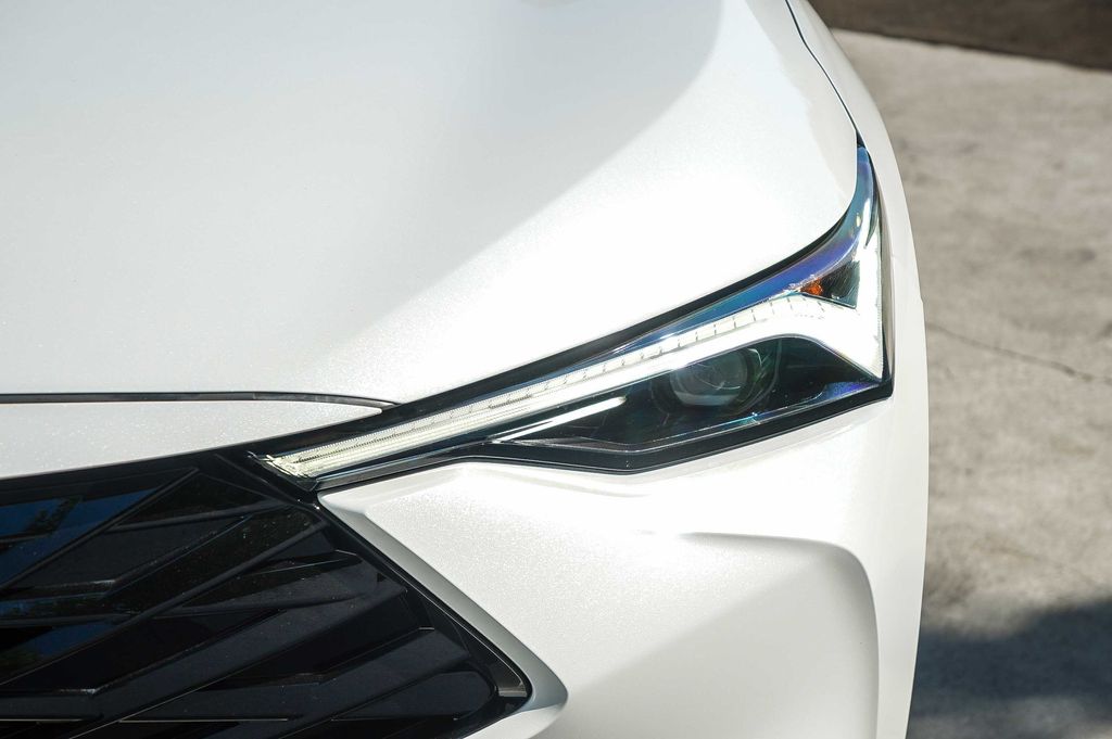 Thumbnail: 2025 Acura ADX - 20