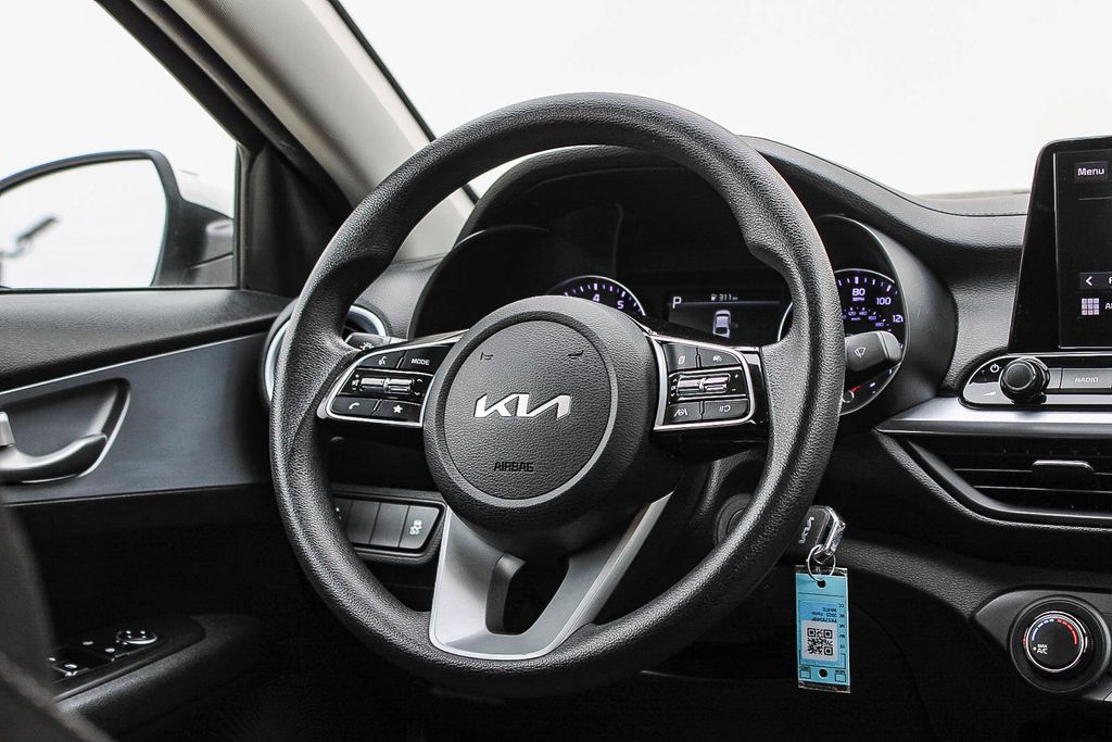 Thumbnail: 2023 Kia Forte - 2