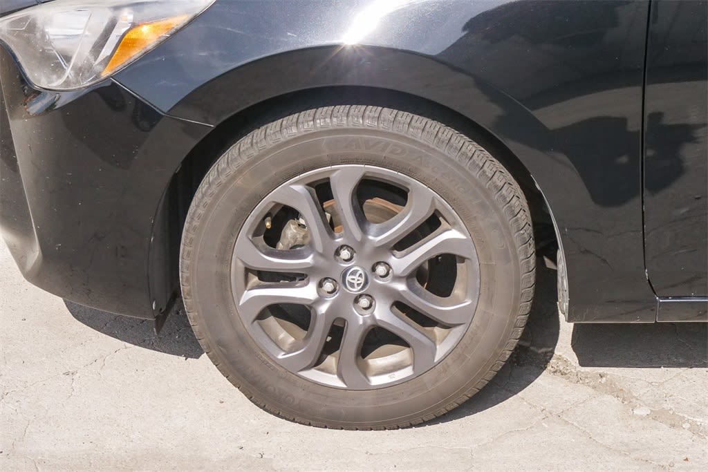 Thumbnail: 2019 Toyota Yaris - 6