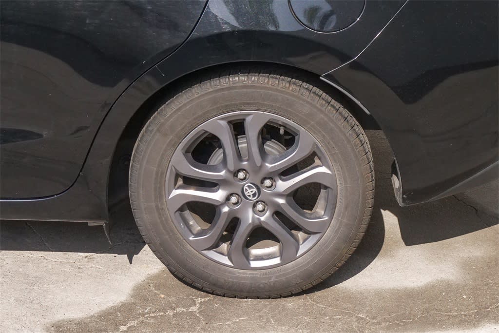 Thumbnail: 2019 Toyota Yaris - 9
