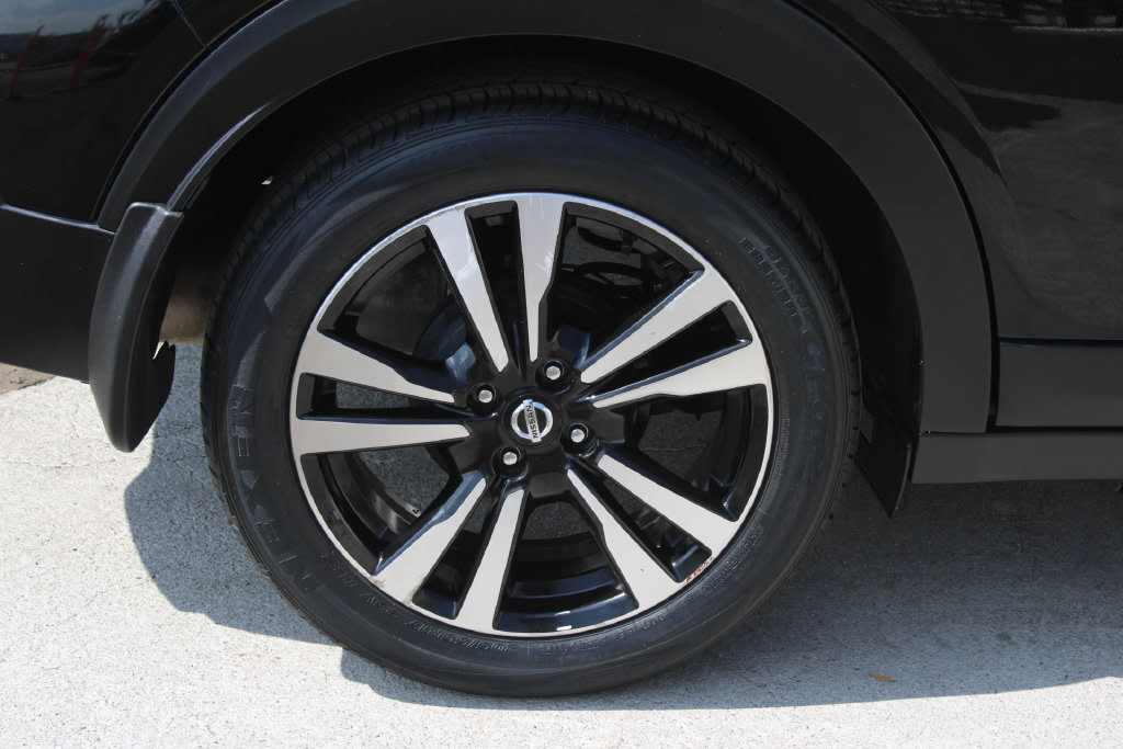 Thumbnail: 2019 Nissan Kicks - 7