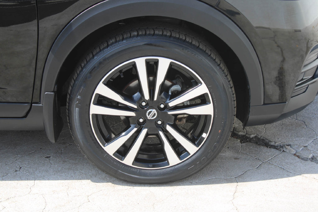 Thumbnail: 2019 Nissan Kicks - 21