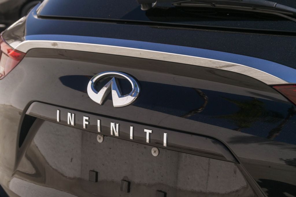 Thumbnail: 2019 INFINITI QX50 - 5