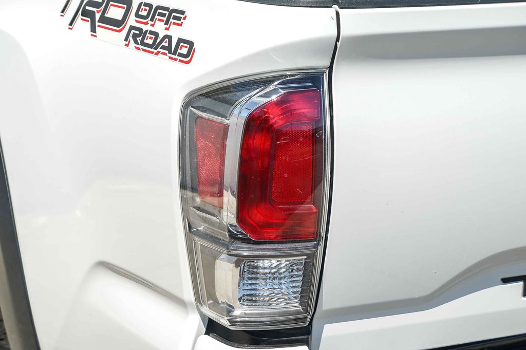 Thumbnail: 2023 Toyota Tacoma - 10