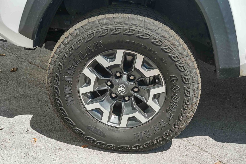 Thumbnail: 2023 Toyota Tacoma - 11