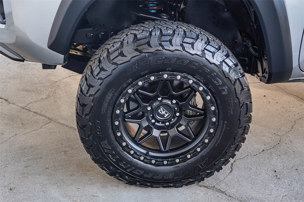 Thumbnail: 2023 Toyota Tacoma - 7