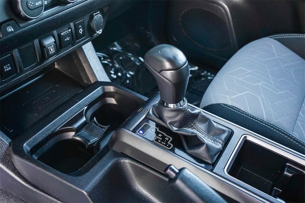 Thumbnail: 2023 Toyota Tacoma - 14