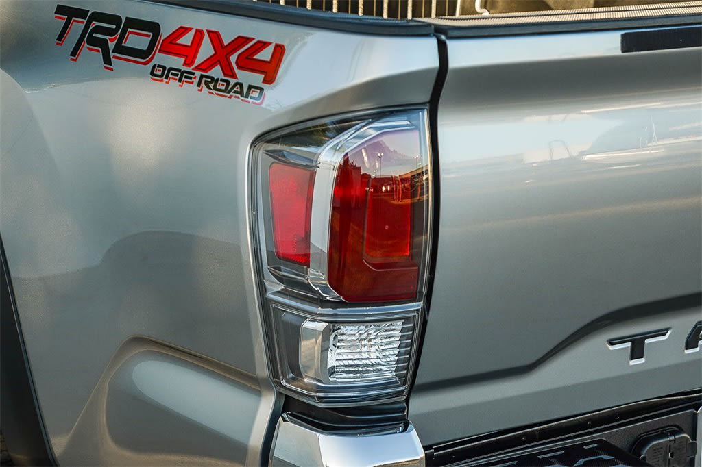 Thumbnail: 2023 Toyota Tacoma - 20